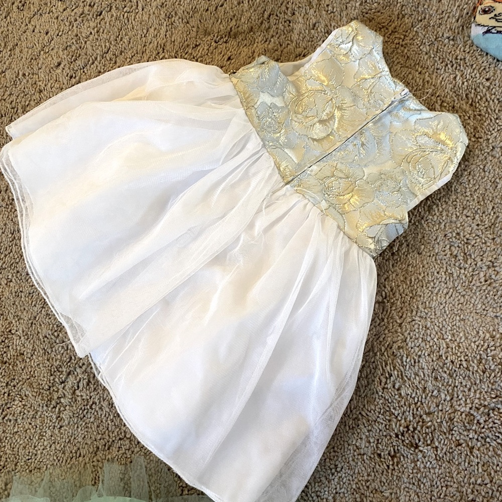 dress for 24 months baby good conditions